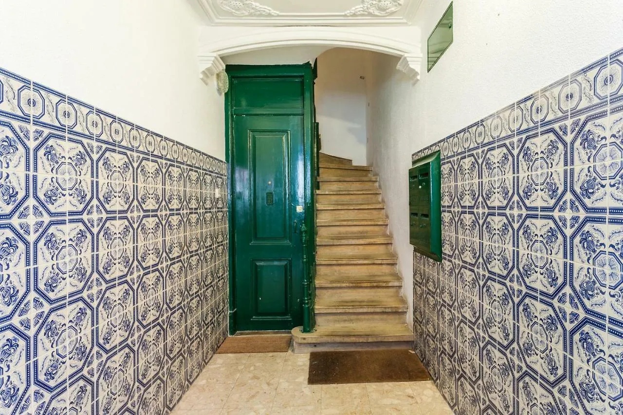 Altido Charming 1Br Apt With Workspace In Sao Bento Lisboa Daire